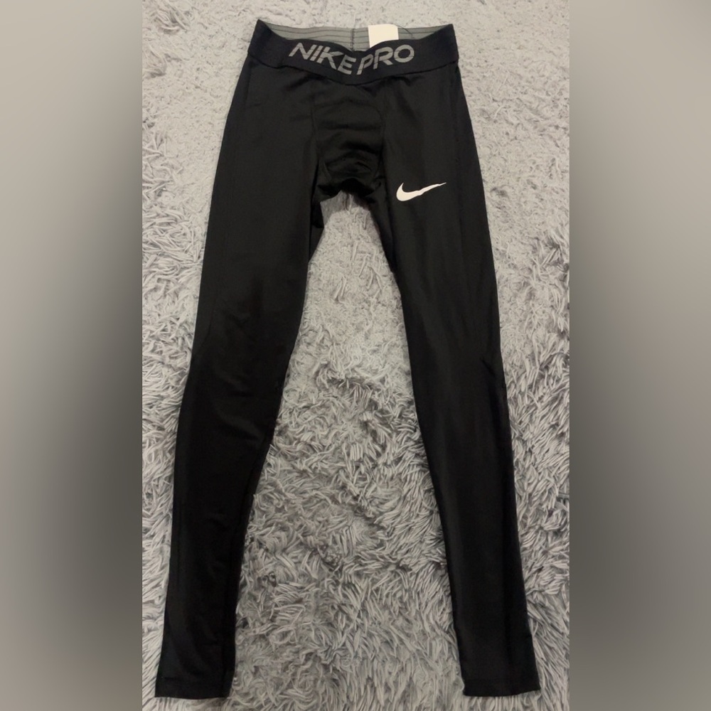 Nike Pro